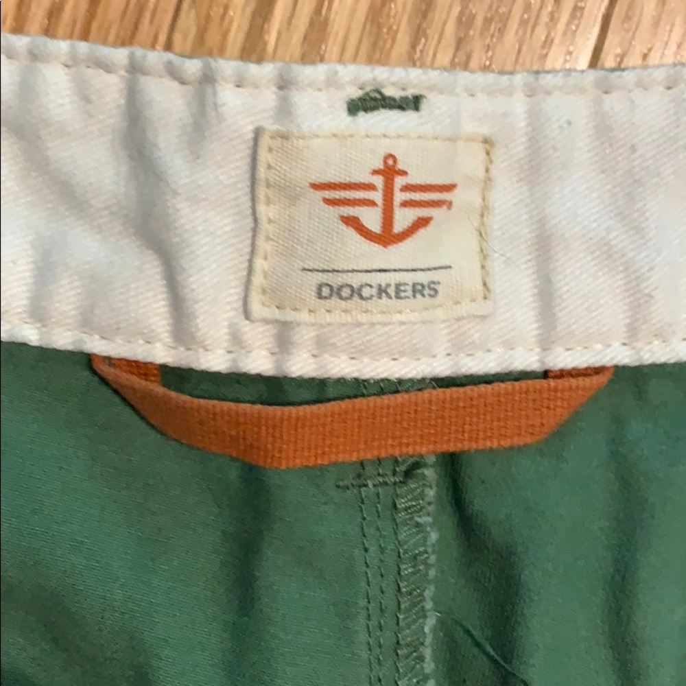 Dockers Shorts - Picture 3 of 4